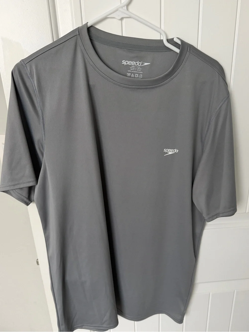 Speedo Men’s Gray Athletic Short Sleeve Tee